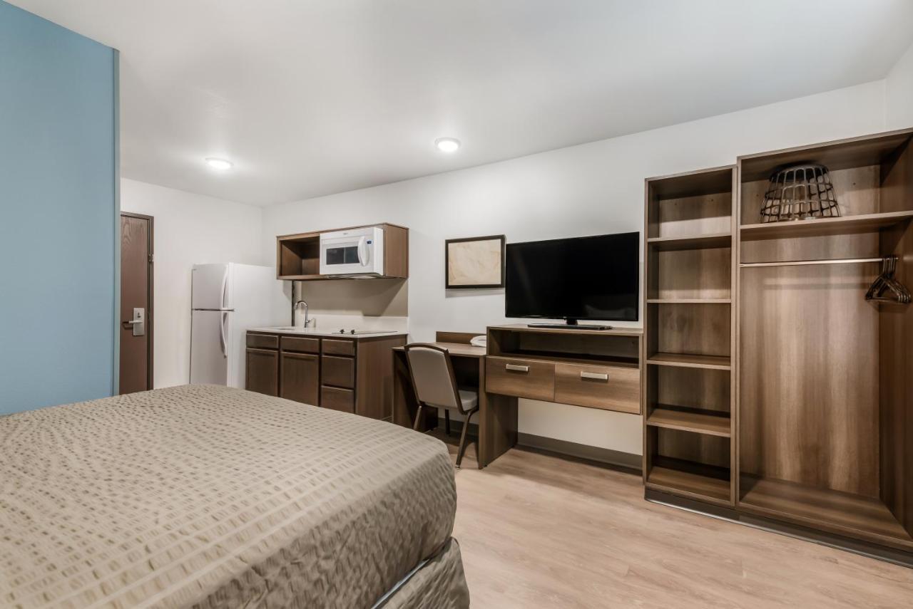 Woodspring Suites Charlotte - University Research Park Exteriér fotografie